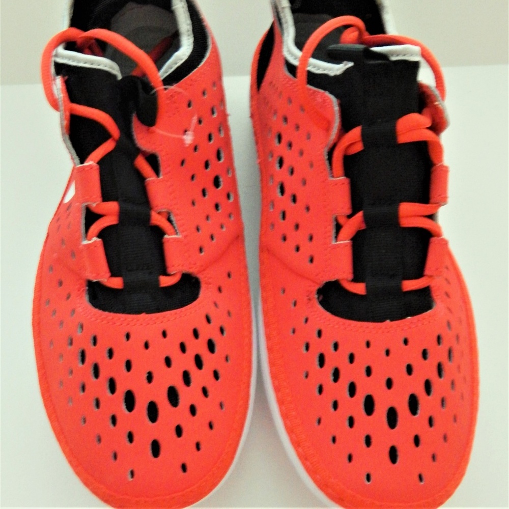 NEW Shoes Men Nike 7 631389 water casual 7 Orange Black new Plastic tag